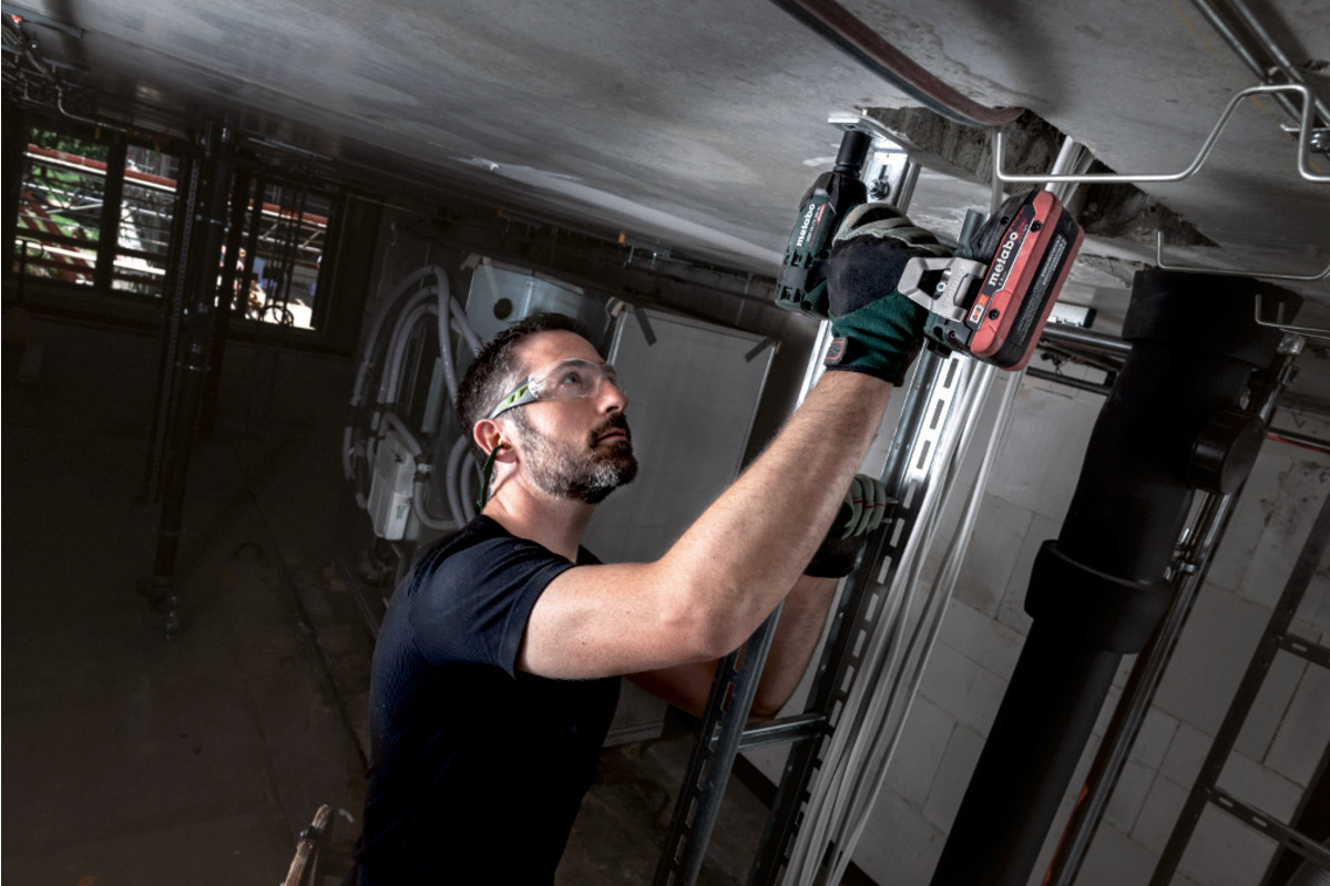 Metabo Akku-Schlagschrauber SSW 18 LTX 300 BL (ohne Akku, Karton)