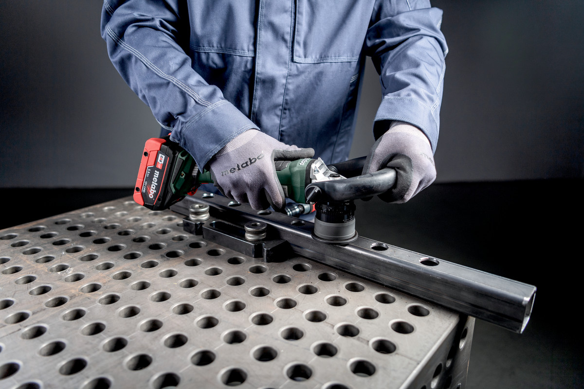 Metabo Akku-Metall-Kantenfräse KFMVB 18 LTX BL 4 RF