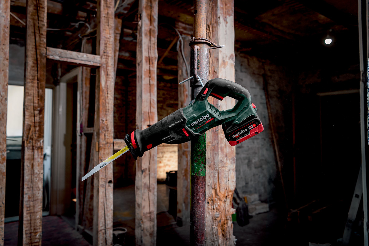 Metabo Akku-Säbelsäge SSEP 18 LT BL (Karton)