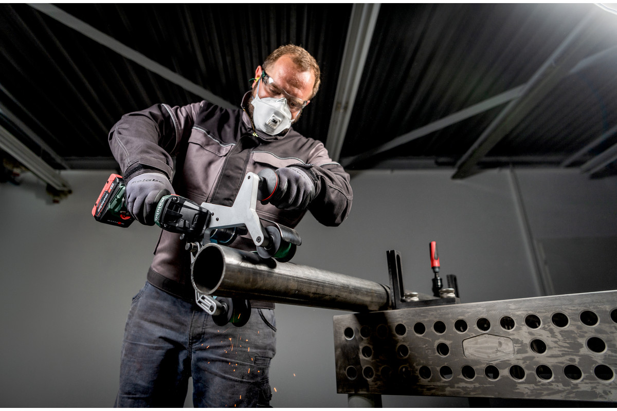 Metabo Akku-Rohrbandschleifer RBVB 18 LTX BL 180