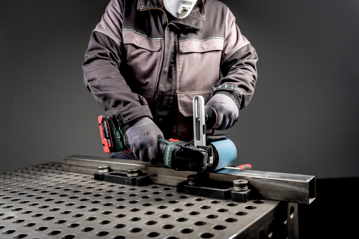 Metabo Akku-Satiniermaschine SVB 18 LTX BL 200