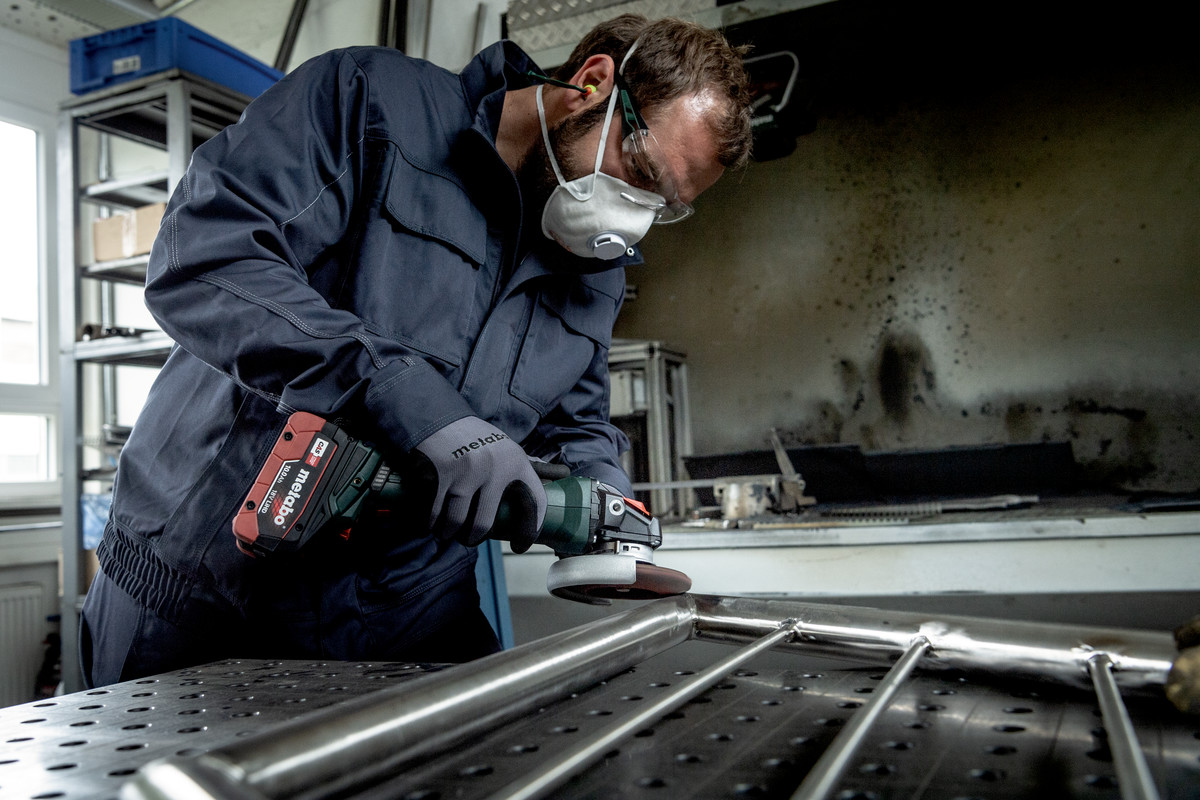 Metabo Akku-Winkelschleifer WVB 18 LT BL 11-125 Quick Inox