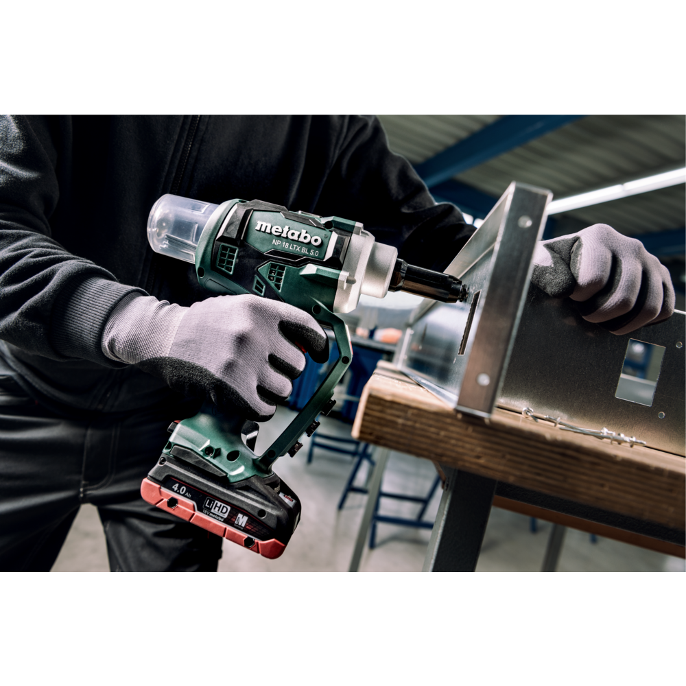 Metabo Akku-Blindnietpistole NP 18 LTX BL 5.0 (ohne Akku, metaBOX 145 L)