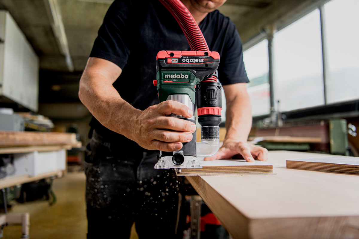Metabo Akku-Kantenfräse FMV 18 LTX BL 8 (ohne Akku, Karton)