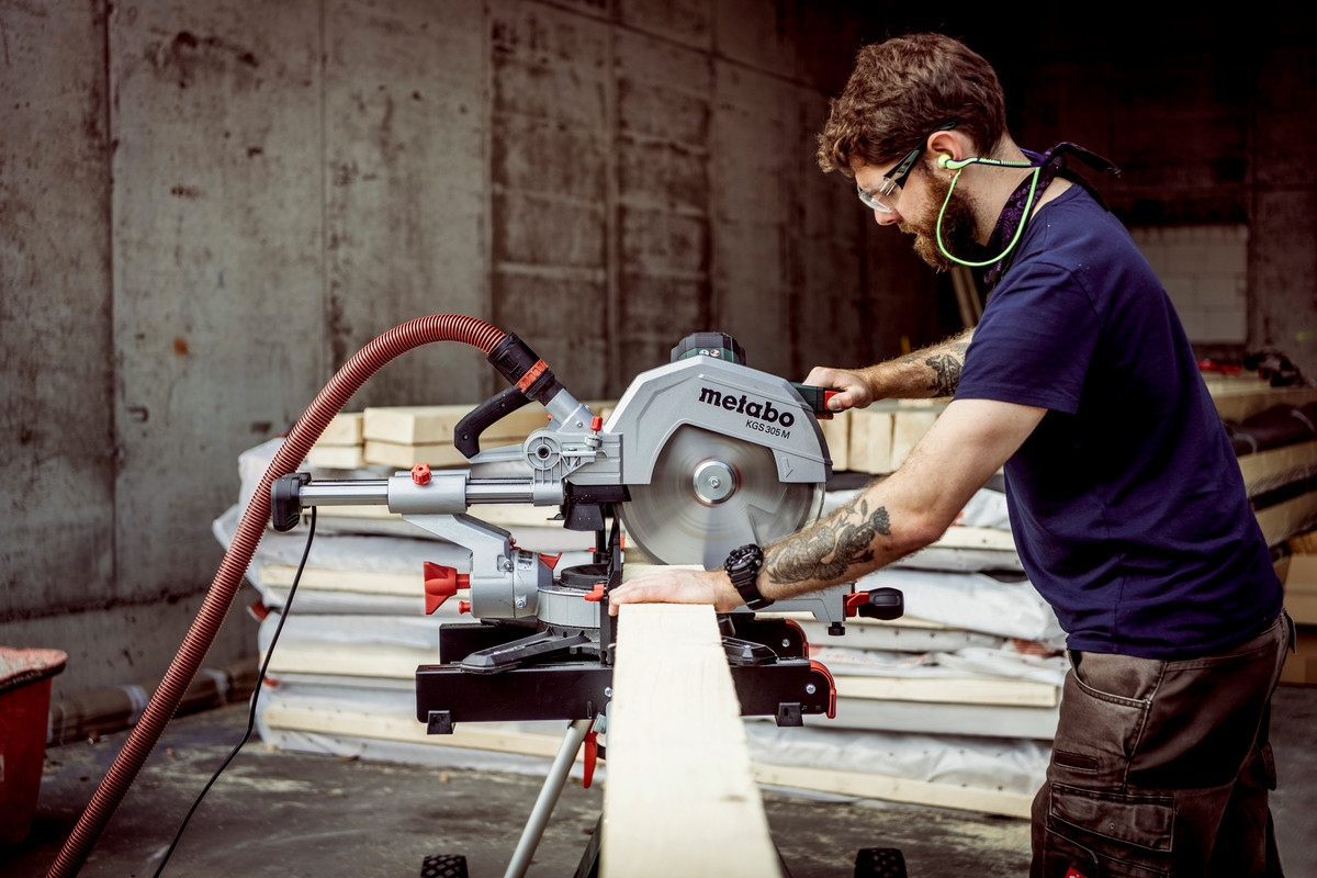 Metabo Kappsäge KGS 305 M Set